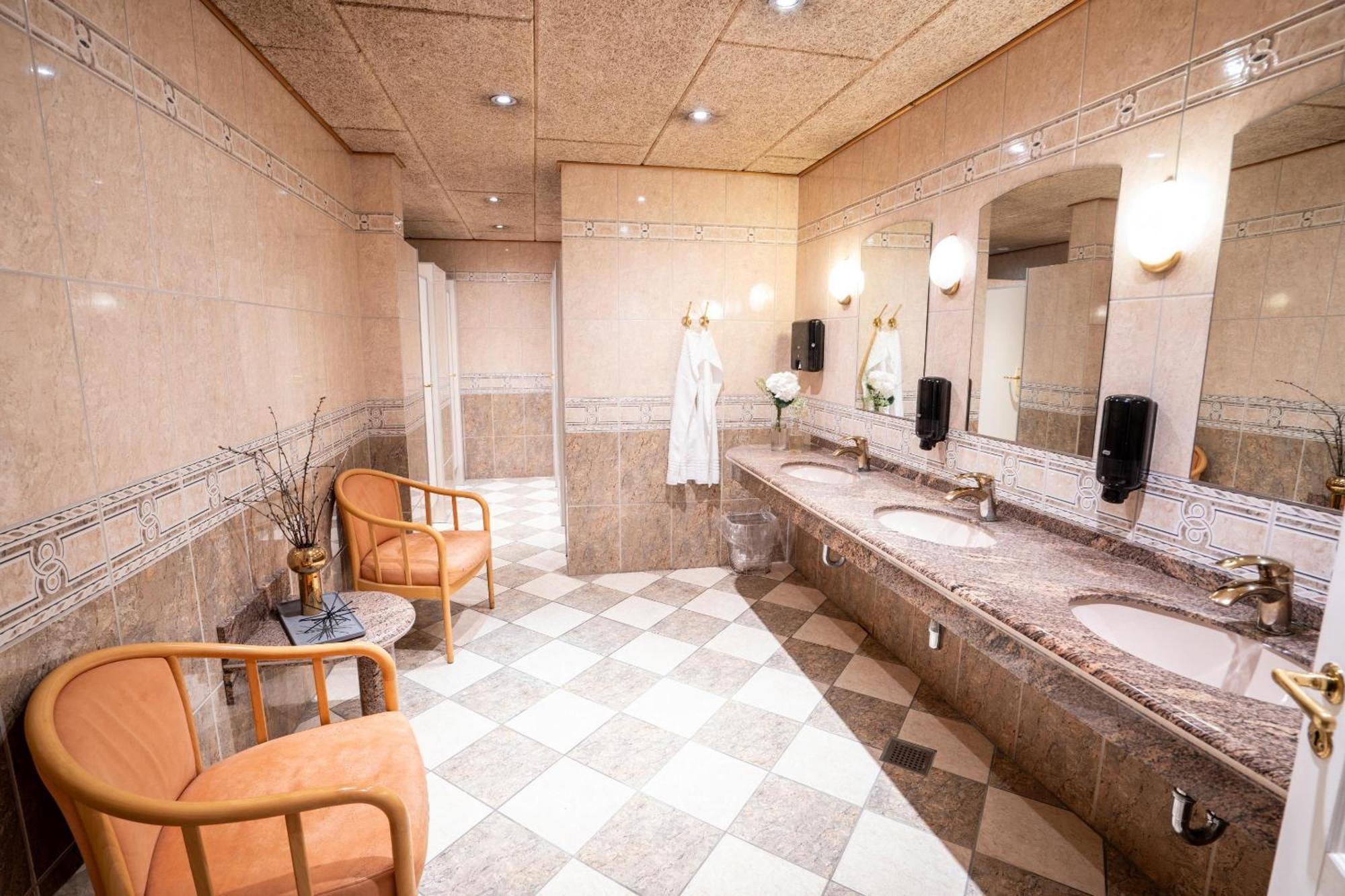 בריידסטרופ Hotel Pejsegaarden מראה חיצוני תמונה